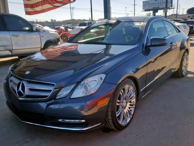 WDDKJ5KB8DF211747 - 2013 MERCEDES-BENZ E 350 BLUE photo 2