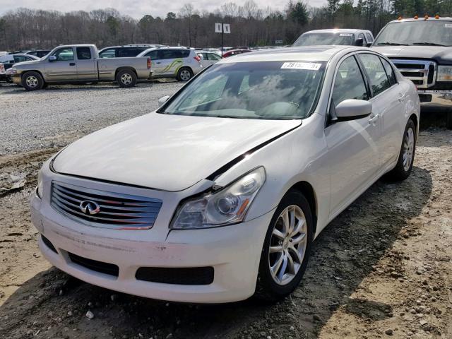 JNKCV61EX9M011684 - 2009 INFINITI G37 BASE WHITE photo 2