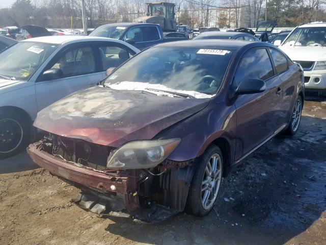 JTKDE177150002058 - 2005 TOYOTA SCION TC MAROON photo 2