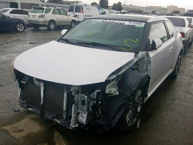 JTKJF5C73B3015935 - 2011 TOYOTA SCION TC WHITE photo 2