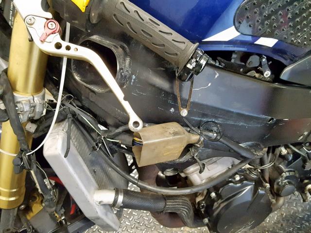 JS1GN7CA742106981 - 2004 SUZUKI GSX-R600 K BLUE photo 10