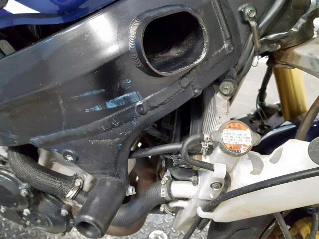 JS1GN7CA742106981 - 2004 SUZUKI GSX-R600 K BLUE photo 16