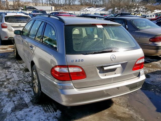 WDBUH65J74A546355 - 2004 MERCEDES-BENZ E 320 GRAY photo 3