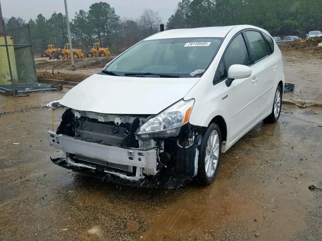 JTDZN3EU2D3195979 - 2013 TOYOTA PRIUS V WHITE photo 2