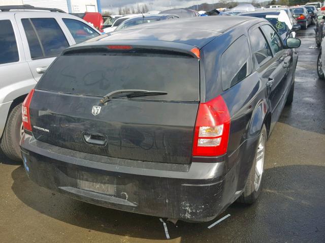 2D4FV47T26H141520 - 2006 DODGE MAGNUM SE BLACK photo 4