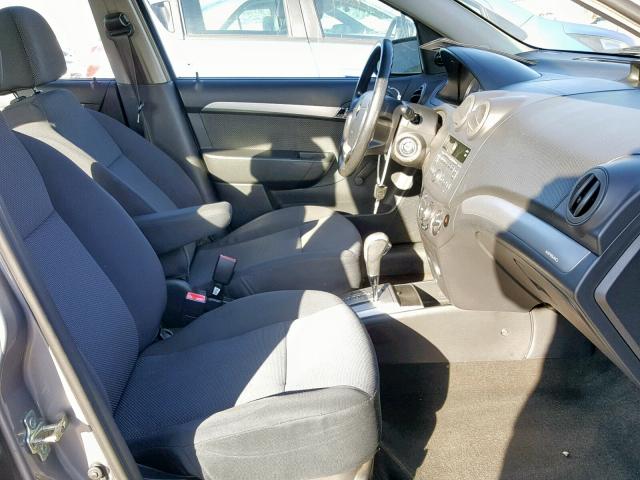 KL1TD5DE0AB129146 - 2010 CHEVROLET AVEO LS CHARCOAL photo 5