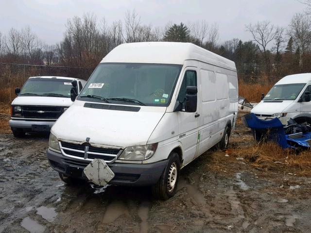 WD0PD744265961470 - 2006 DODGE SPRINTER 2 WHITE photo 2