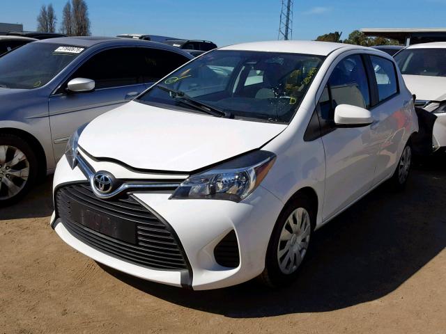 VNKKTUD37HA080180 - 2017 TOYOTA YARIS L WHITE photo 2