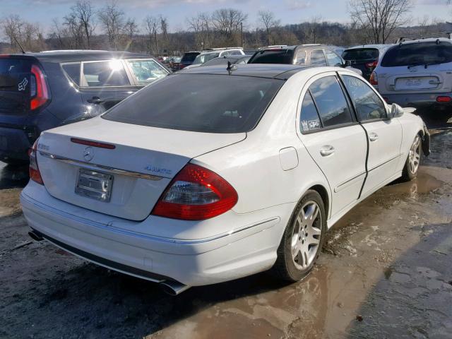 WDBUF87X28B285140 - 2008 MERCEDES-BENZ E 350 4MAT WHITE photo 4