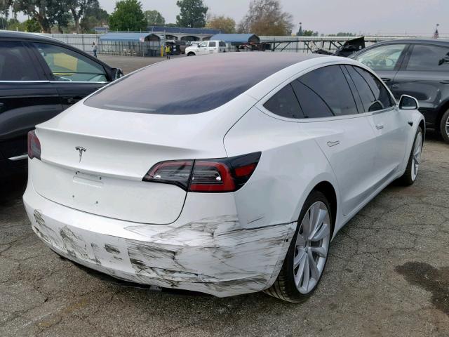 5YJ3E1EB0JF082247 - 2018 TESLA MODEL 3 WHITE photo 4