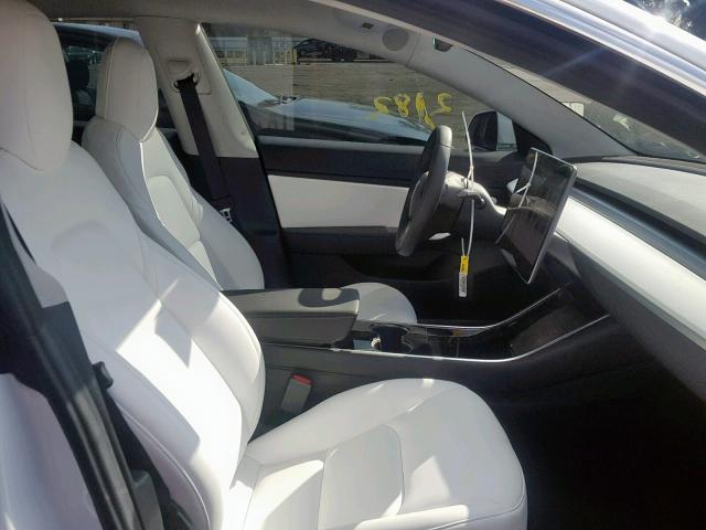 5YJ3E1EB0JF082247 - 2018 TESLA MODEL 3 WHITE photo 5