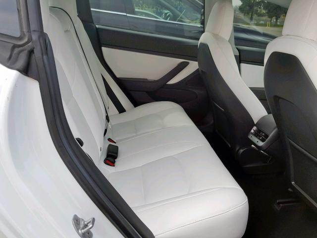 5YJ3E1EB0JF082247 - 2018 TESLA MODEL 3 WHITE photo 6