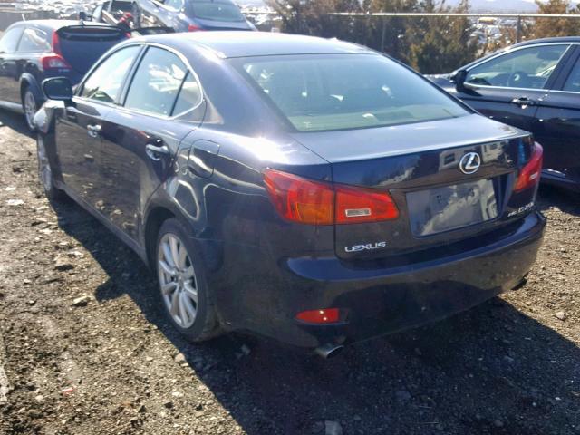 JTHCK262462000476 - 2006 LEXUS IS 250 BLUE photo 3