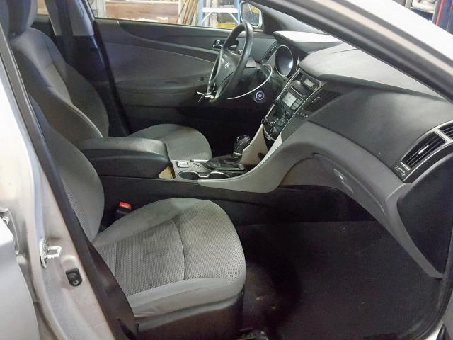 5NPEB4ACXDH647689 - 2013 HYUNDAI SONATA GLS SILVER photo 5