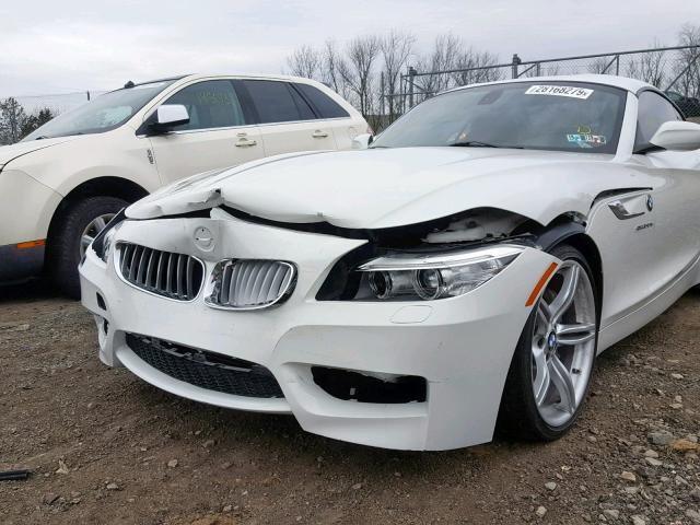 WBALM1C51EE634164 - 2014 BMW Z4 SDRIVE3 WHITE photo 9