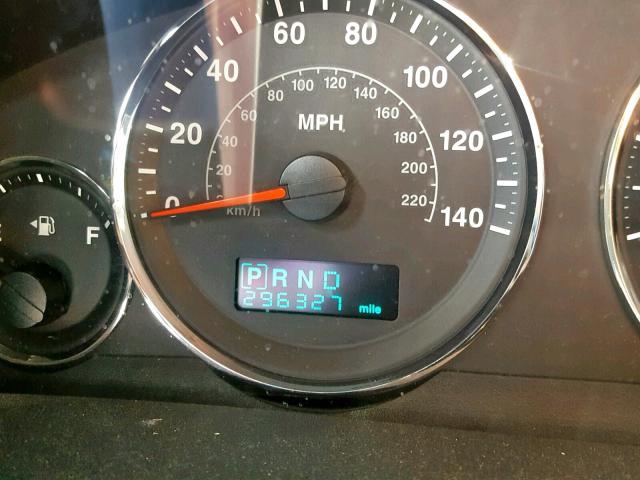 1J8HG68257C535723 - 2007 JEEP COMMANDER BLUE photo 8