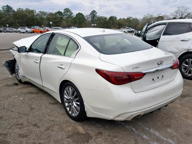 JN1EV7AP4JM351602 - 2018 INFINITI Q50 LUXE WHITE photo 3