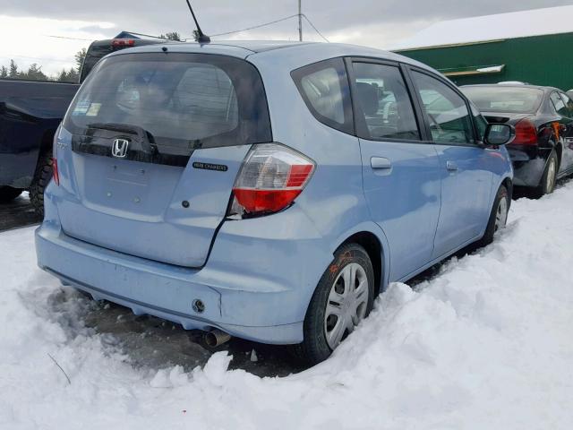 JHMGE88229C005165 - 2009 HONDA FIT BLUE photo 4