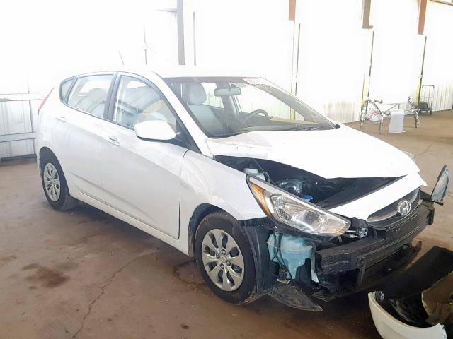 KMHCT5AEXHU317750 - 2017 HYUNDAI ACCENT SE WHITE photo 1