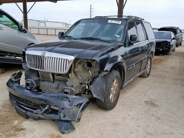 5LMFU275X5LJ21483 - 2005 LINCOLN NAVIGATOR Қара фото 2