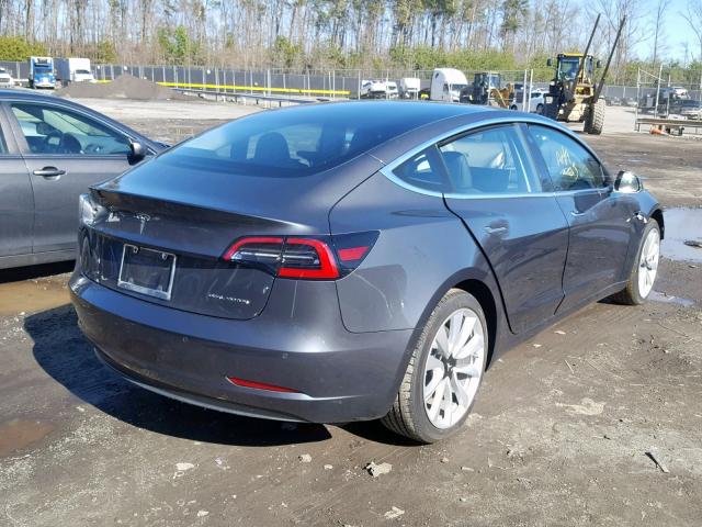 5YJ3E1EB4JF132275 - 2018 TESLA MODEL 3 GRAY photo 4