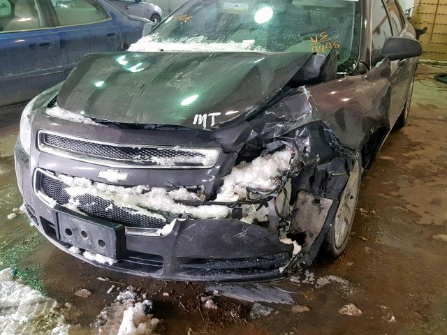 1G1ZB5E18BF309496 - 2011 CHEVROLET MALIBU LS CHARCOAL photo 9