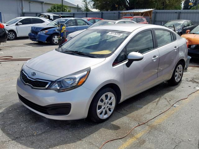 KNADN4A34C6092781 - 2012 KIA RIO EX SILVER photo 2