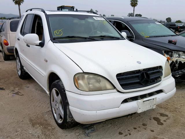 4JGAB54E21A278813 - 2001 MERCEDES-BENZ ML 320 WHITE photo 1