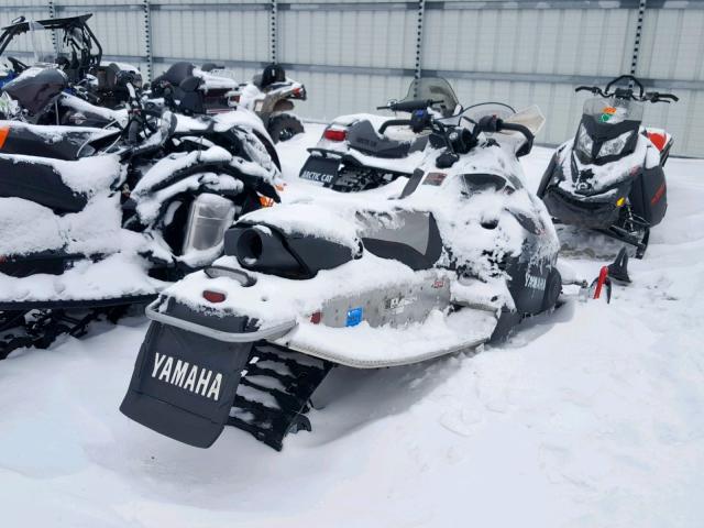 JYE8GL0019A003927 - 2009 YAMAHA SNOWMOBILE WHITE photo 4