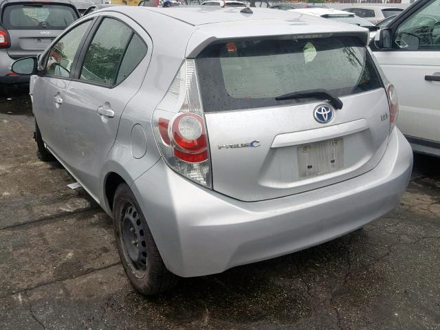 JTDKDTB32E1069246 - 2014 TOYOTA PRIUS C SILVER photo 3