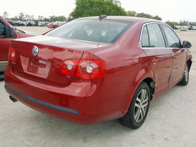 3VWDG71K36M673096 - 2006 VOLKSWAGEN JETTA 2.5 RED photo 4