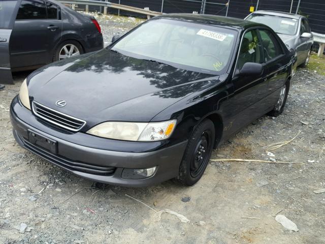 JT8BF28G815104775 - 2001 LEXUS ES 300 BLACK photo 2