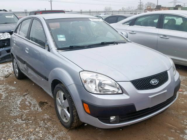 KNADE163276196067 - 2007 KIA RIO 5 SX SILVER photo 1