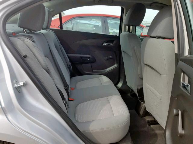 1G1JB5SH5C4102429 - 2012 CHEVROLET SONIC LS 银色 照片 6