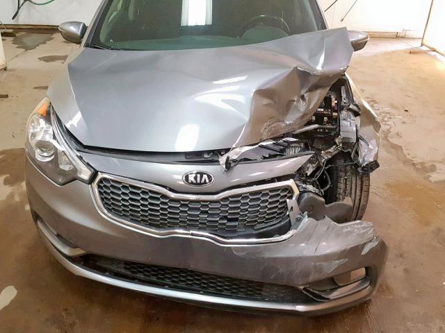 KNAFX4A89F5336479 - 2015 KIA FORTE EX GRAY photo 7