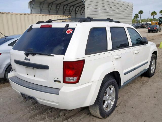 1J8HR48N68C157373 - 2008 JEEP GRAND CHER WHITE photo 4