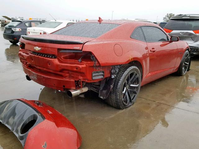 2G1FT1EW8D9232788 - 2013 CHEVROLET CAMARO 2SS RED photo 4