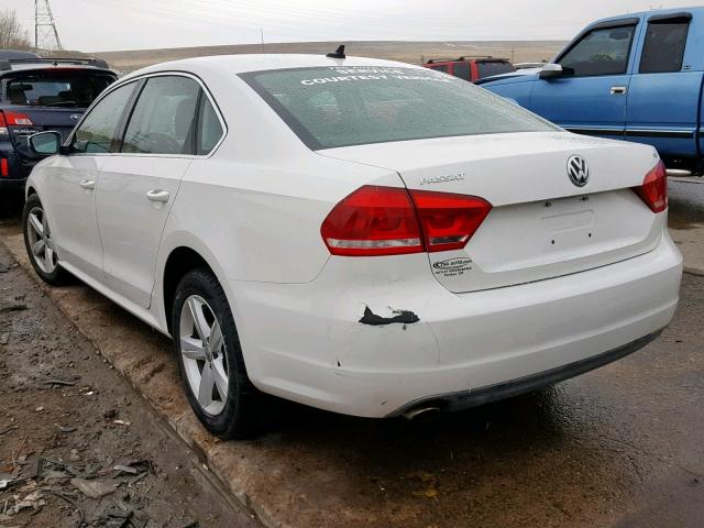 1VWBP7A32DC060711 - 2013 VOLKSWAGEN PASSAT SE WHITE photo 3