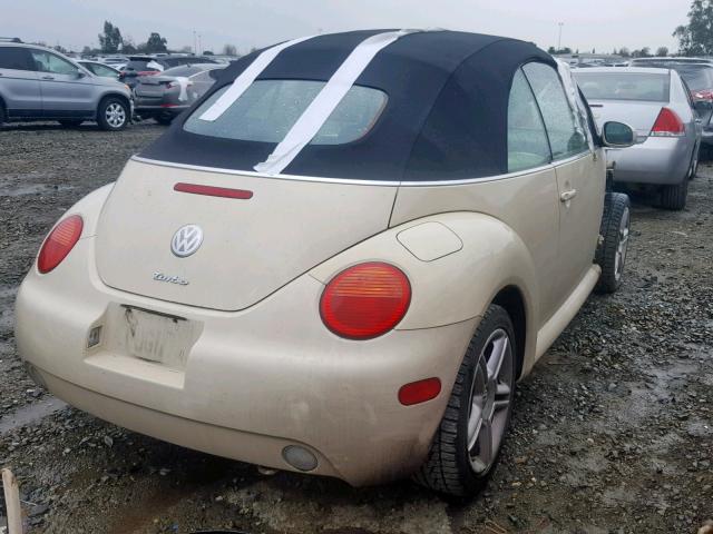3VWCD31Y15M302681 - 2005 VOLKSWAGEN NEW BEETLE CREAM photo 4