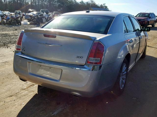 2C3CCAAG0CH116373 - 2012 CHRYSLER 300 SILVER photo 4