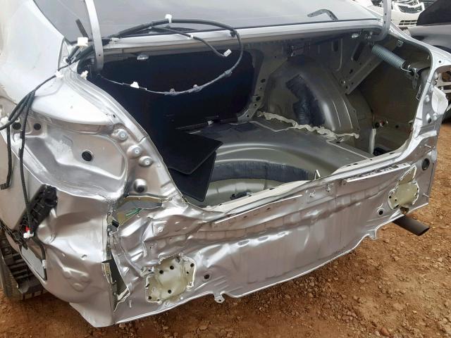 4T1B11HK0KU710024 - 2019 TOYOTA CAMRY L SILVER photo 9