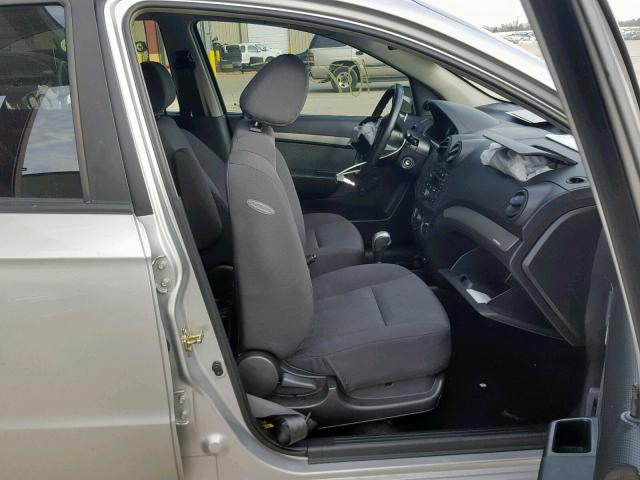 KL1TD56687B105627 - 2007 CHEVROLET AVEO BASE Күміс фото 5