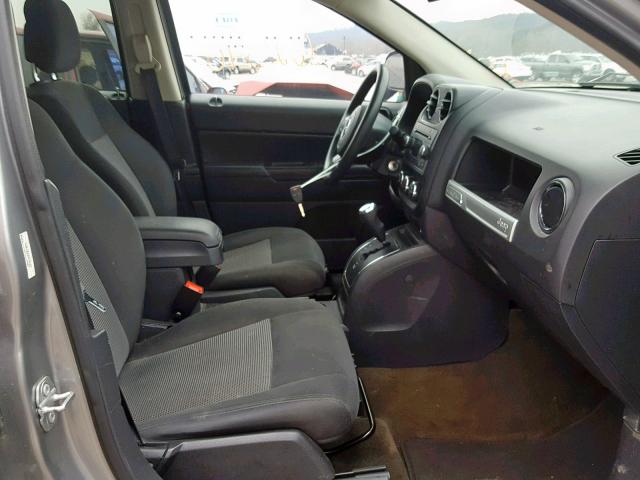 1C4NJCBA3GD715528 - 2016 JEEP COMPASS SP GRAY photo 5