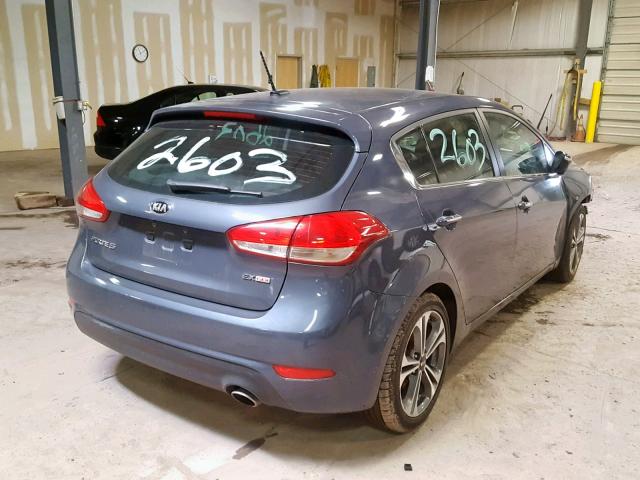 KNAFX5A8XG5627094 - 2016 KIA FORTE EX BLUE photo 4