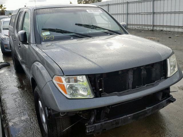 1N6AD09U07C409619 - 2007 NISSAN FRONTIER C GRAY photo 1