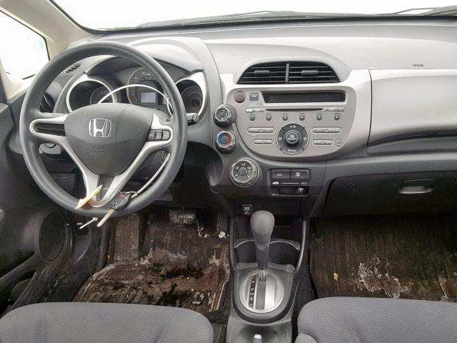 JHMGE8H33CS002037 - 2012 HONDA FIT SILVER photo 9