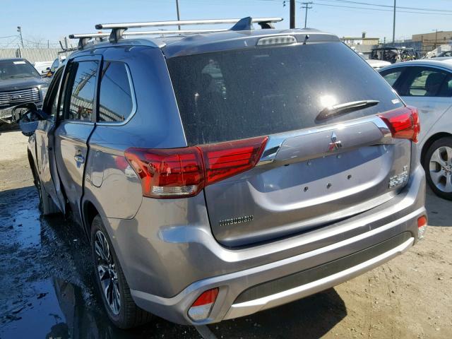 JA4J24A56JZ070657 - 2018 MITSUBISHI OUTLANDER GRAY photo 3