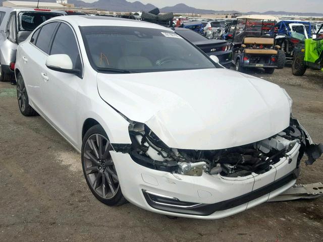 YV149MFM5F1357440 - 2015 VOLVO S60 PLATIN WHITE photo 1