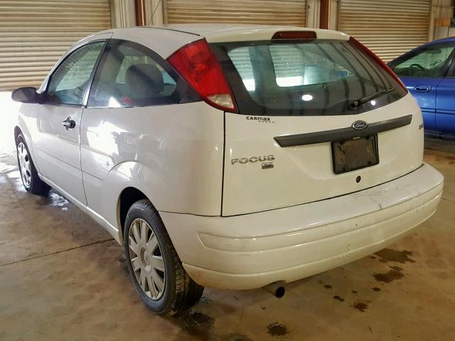 3FAFP31N35R103217 - 2005 FORD FOCUS ZX3 WHITE photo 3