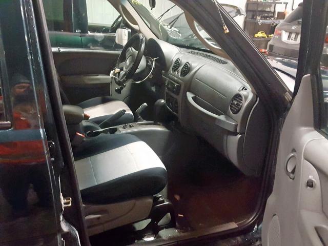 1J4GL38K85W684985 - 2005 JEEP LIBERTY RE BLACK photo 5